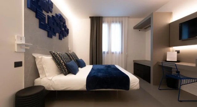 Deluxe room Civic03 B&B