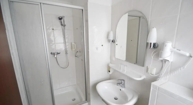 Двухместный номер Standard с балконом Hotel Central