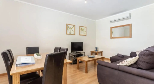 Апартаменты Privilege Apartment Ciboulette with Rooftop Pool, Village Marina - Olhão