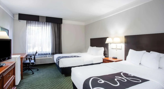 Четырёхместный номер Standard La Quinta by Wyndham Melbourne Viera