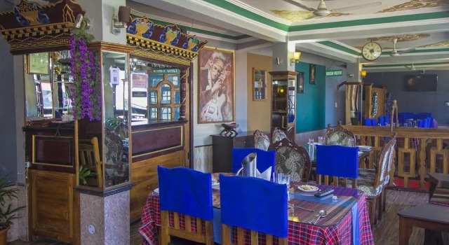 Lama Dhim Hotel, Prenota Hotel Kalimpong West Bengal