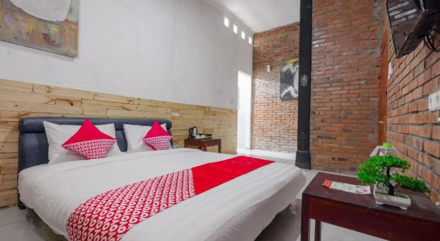Camera Deluxe OYO 2380 Alea Guesthouse