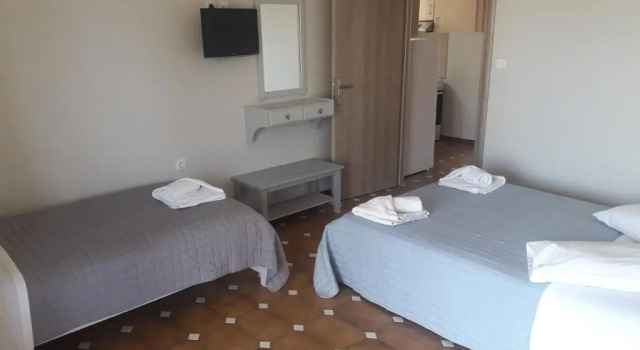 Drossia 1 in East Mani, Book Hotel Mavrovouni Lakonia