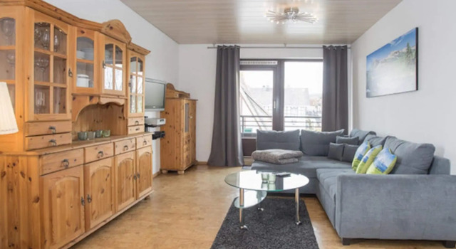 Wohnung in Winterberg mit Balkon in Pistennahe, Забронировать Апартаменты/квартира Отели Винтерберг с парковкой, рядом с Трамплин "Св. Георг", Парковка