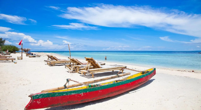 Funnyhomestay3, Забронировать Отель Отели Гилей Траванган с завтраком, рядом с Turtle Conservation Gili Trawangan, Завтраки