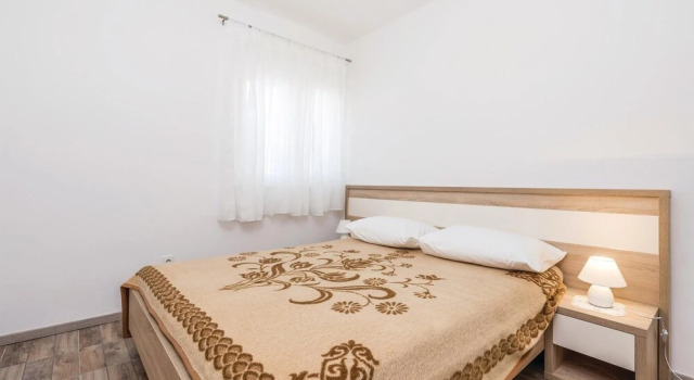 Awesome Home in Mandre With Wifi and 2 Bedrooms