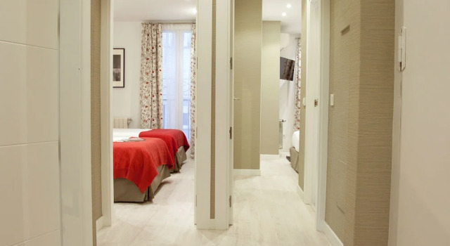 Апартаменты с 2 комнатами с балконом Feelathome Madrid Suites Apartments