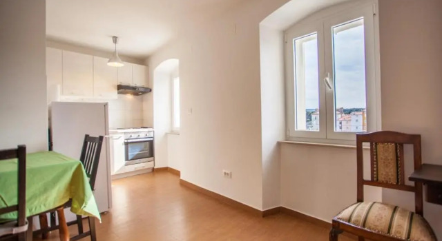 Apartment Pogled na luku, Prenota Appartamento Hotel a Isole Quarnerine con parcheggio, Parcheggio