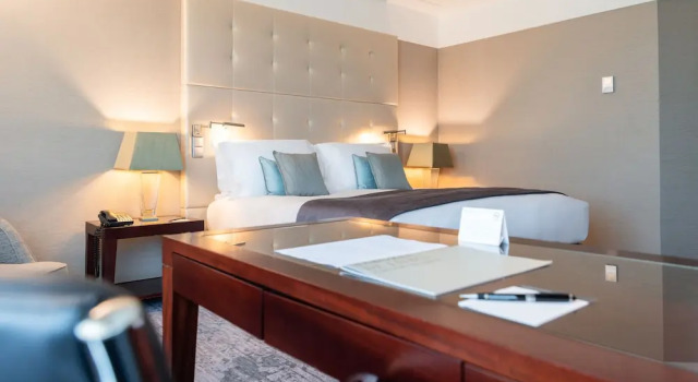 Номер Classic InterContinental Lisbon by IHG