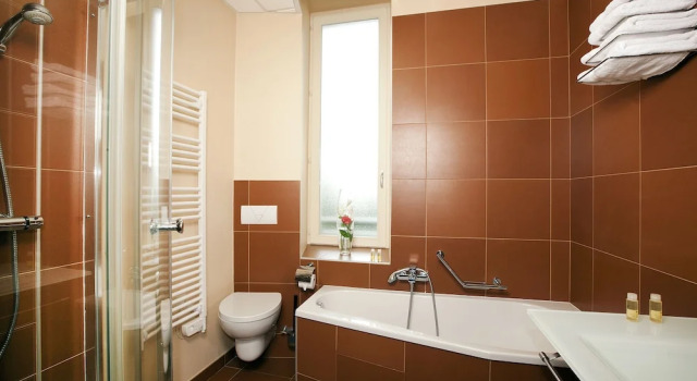 Апартаменты Garden & City Luxeuil Ex Le Métropole et Les Thermes