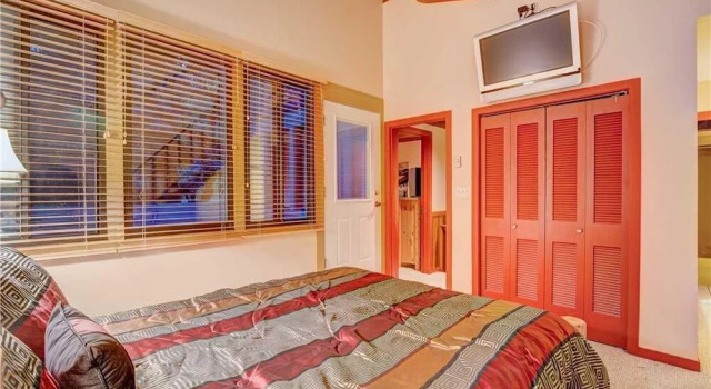 Payday 163 3 Bedroom Condo, Забронировать Отель Отели Парк-Сити 3 звезды, рядом с Горнолыжный подъeмник Payday Lift, 3*