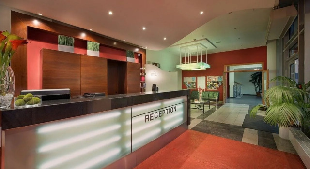Rezidence Emmy, Rezervovat Hotel 4hvězdičkové hotely v Praha, 4*