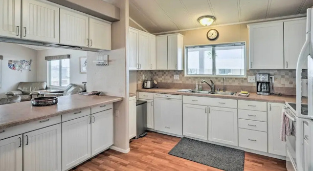 Коттедж Sun-dappled AZ Abode w/ River & Mtn Views!