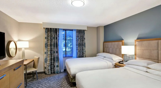 Люкс Accessible Embassy Suites by Hilton Orlando Downtown