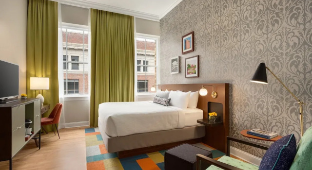 Двухместный номер High Floor Standard Hotel Indigo - Winston-Salem Downtown by IHG