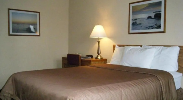 Travelodge Campbell River, Rezervovat Hotel Hotely v Vancouver island s bazénem, Bazén