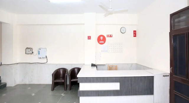 OYO 12980 Bajaj Bhawan, Забронировать Отель Отели Chandigarh Region с завтраком, Завтраки