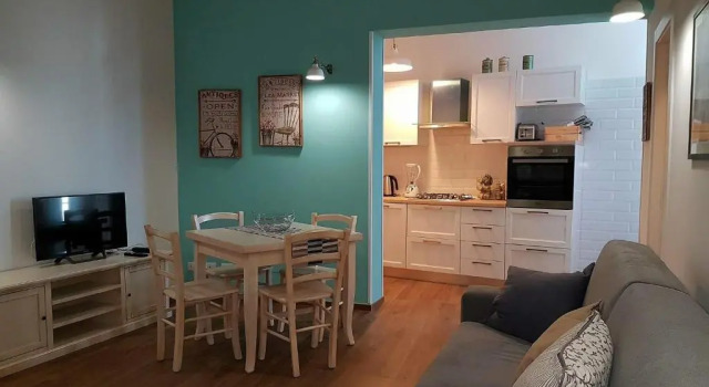 Коттедж Color Apartment