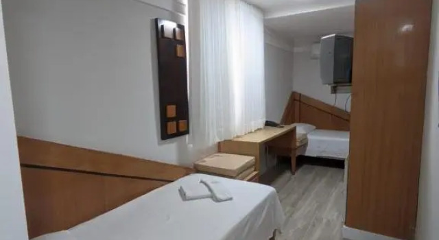 Трёхместный номер Standard Horto Executivo Hotel