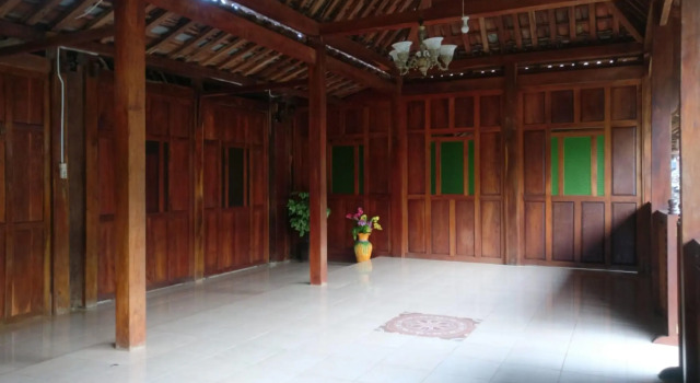 Homestay Mbah Mul, Book Hotel Hotels in Sedayu with Parking, Parking