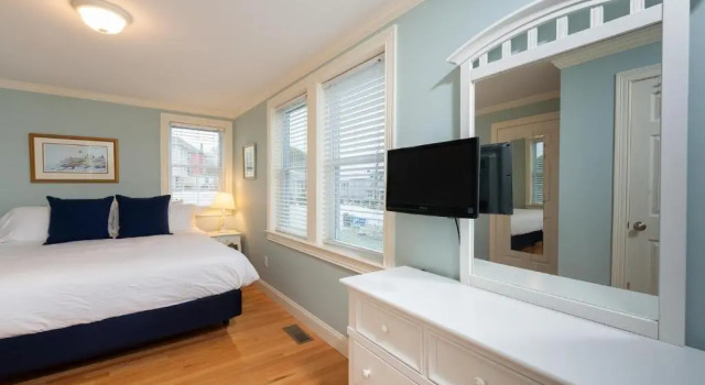 Carriage House at One Long Beach, Rezerwuj Hotel Ogunquit Beach 