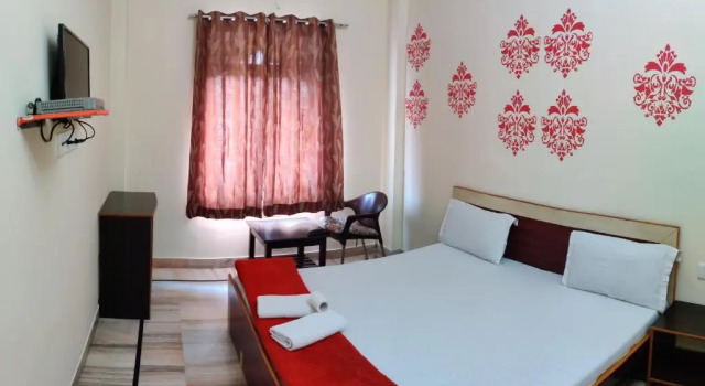 Двухместный номер Standard с красивым видом из окна Madhav Guest House