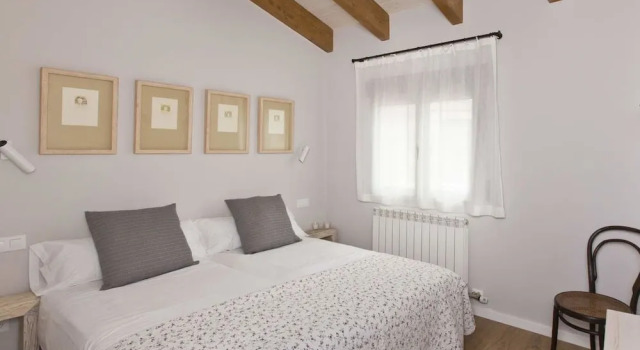 Senda del Cabrerizo, Book Hotel Hotels in Aragon with Parking, Parking