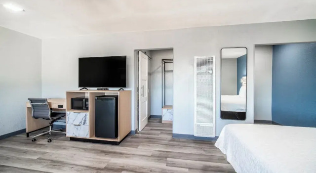 Номер Deluxe c 1 комнатой с видом на океан Pacific Inn and Suites