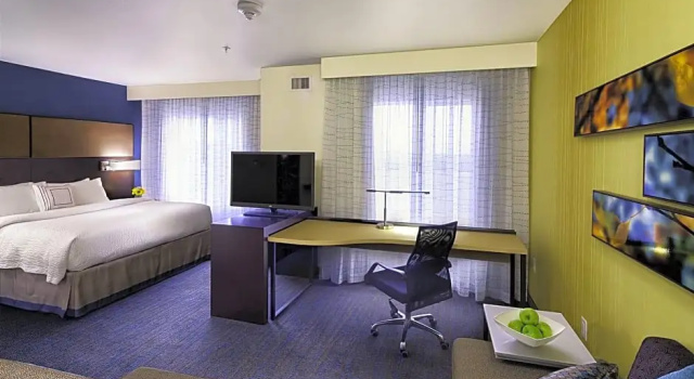Студия Residence Inn Pullman