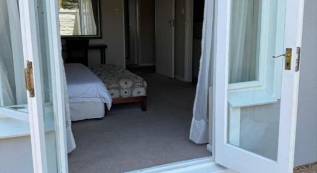 Двухместный номер Deluxe с балконом и с видом на горы Moments Guesthouse, Kleinmond