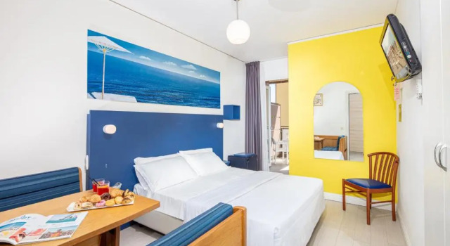 Номер Comfort Hotel Alexander