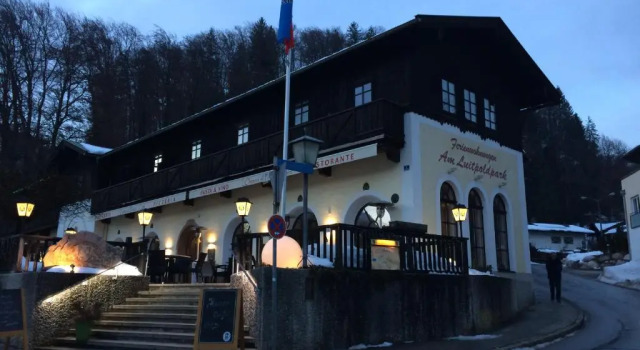 Ferienwohnungen am Luitpold, Varaa Hotelli Hotellit Baijeri pysäköinnillä, Pysäköinti