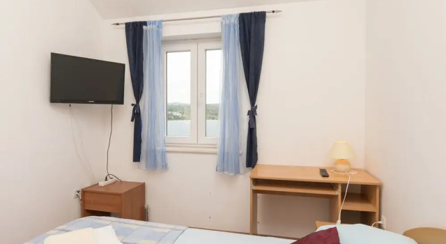 Apartments Vladimir, Забронировать Апартаменты/квартира Примоштен Шибеник