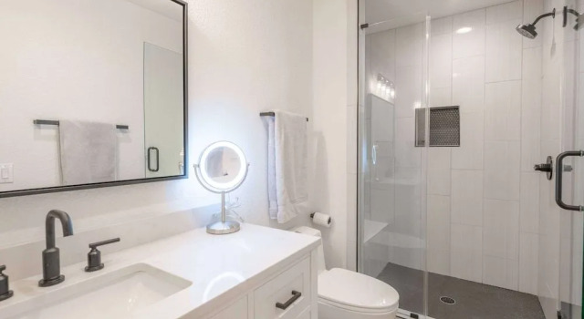 Scarlet Ridge Retreat - Near Wineries & DT Austin!, Забронировать Дом для отпуска Коттеджи Дрипинг-Спрингса, Коттедж