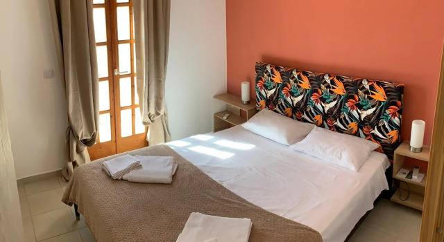 La Bandolaise, house in the heart of the vilage., Rezerwuj Hotel Perdika 