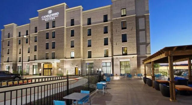 Одноместный люкс c 1 комнатой Candlewood Suites - Frisco by IHG