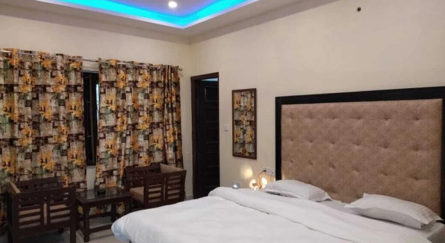 OYO 8670 Hotel Usha Palace, Rezervovat Hotel Mussoorie Uttarakhand