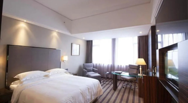 Wyndham Foshan Weijing Hotel (Sanshui Wanda Plaza)
