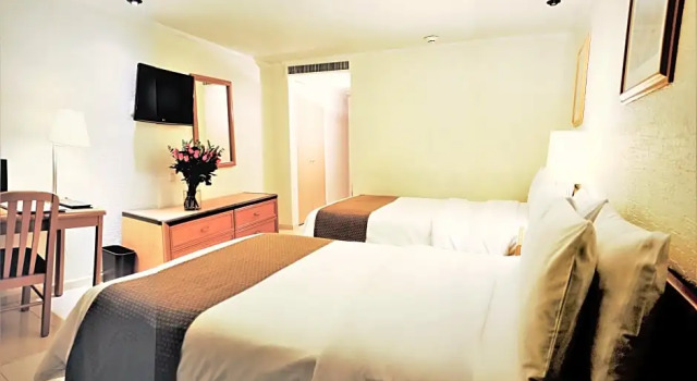 Полулюкс Hotel PF