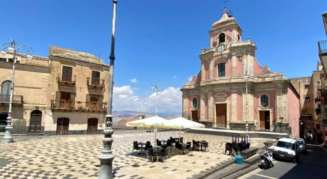 Sciacca's House, Rezervasyon Otel Centuripe Sicilya