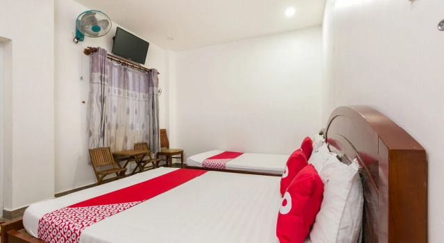 Bien Xanh 2 Hotel by OYO Rooms, Забронировать Отель Отели Района 10 с парковкой, Парковка
