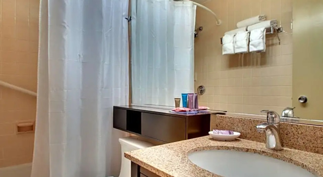 Двухместный полулюкс Best Western at Historic Concord