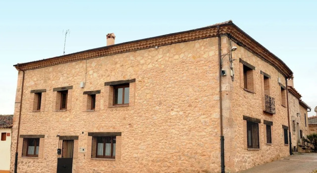 Casa El Enebro, Забронировать Отель Отели Мадеруэло 3 звезды, 3*
