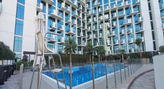 Greek View Studio Farhad Azizi Residence Al Jaddaf