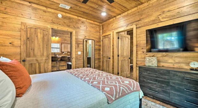 Коттедж 'sutton Ridge' Cabin Rental: Hot Tub & Swing Set!