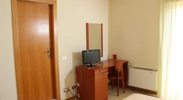 Hotel Conca DOro, Забронировать Отель Барчеллона-Поццо-ди-Готто Сицилия