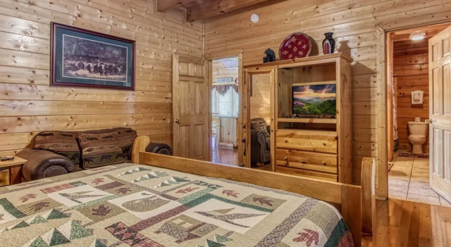 ERN850 - SIMPLY THE BEST - GREAT LOCATION - CLOSE TO ALL THE ACTION! cabin, Забронировать Дом для отпуска Виллы Пиджен-Фордж, рядом с Американские горки Смоки-Маунтин, Вилла