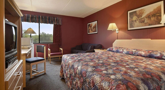 Двухместный номер Standard Days Inn by Wyndham Portage La Prairie