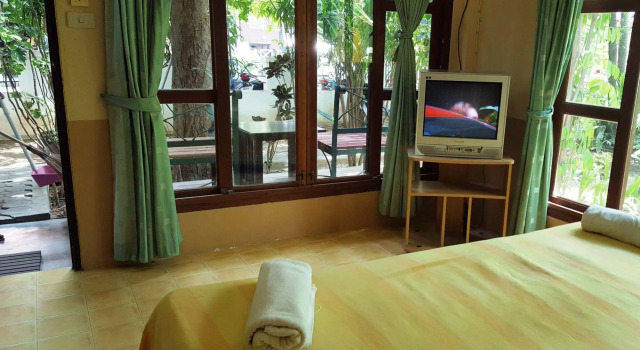 Green Guest House, Rezervați Hotel Chaweng Noi Beach Ko Samui
