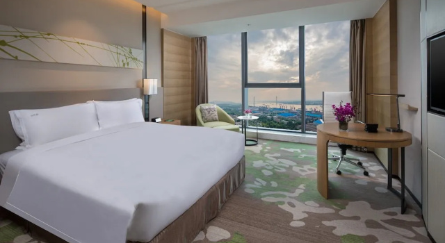 Двухместный номер Standard с видом на гавань Holiday Inn Nanjing Harbour by IHG